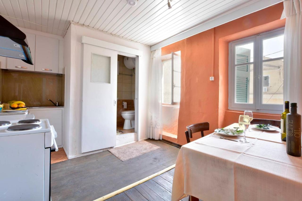 Corfu Town Central Apartment Екстер'єр фото